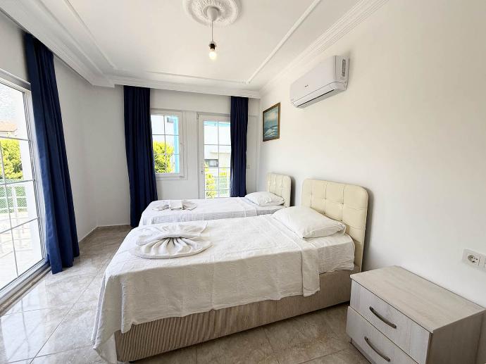  . - Villa Fergana . (Photo Gallery) }}