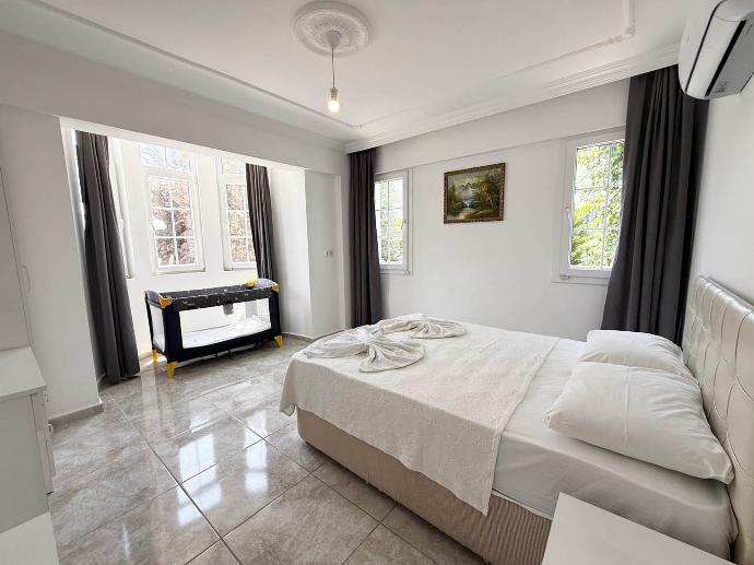  . - Villa Fergana . (Photo Gallery) }}