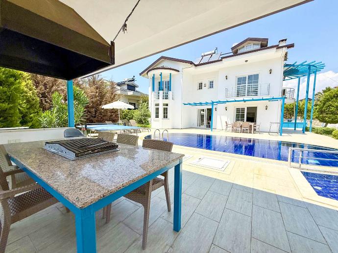  . - Villa Fergana . (Photo Gallery) }}