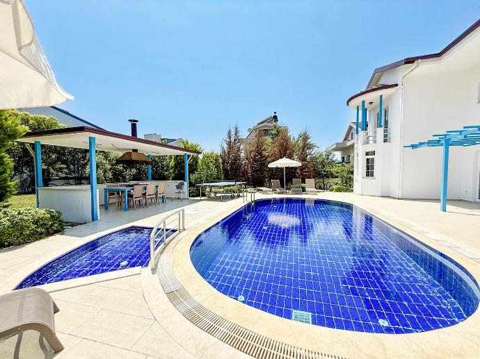  . - Villa Fergana . (Photo Gallery) }}