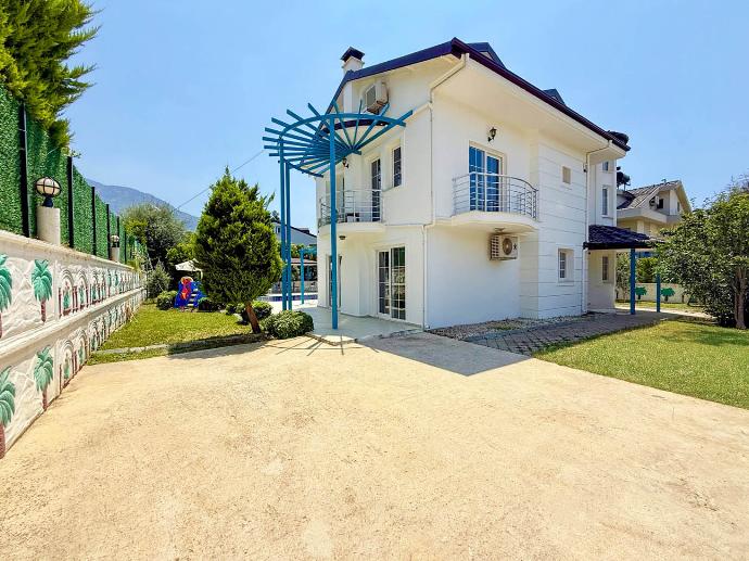 , . - Villa Fergana . (Photo Gallery) }}