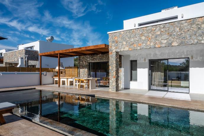  . - Villa Amethysta . (Photo Gallery) }}