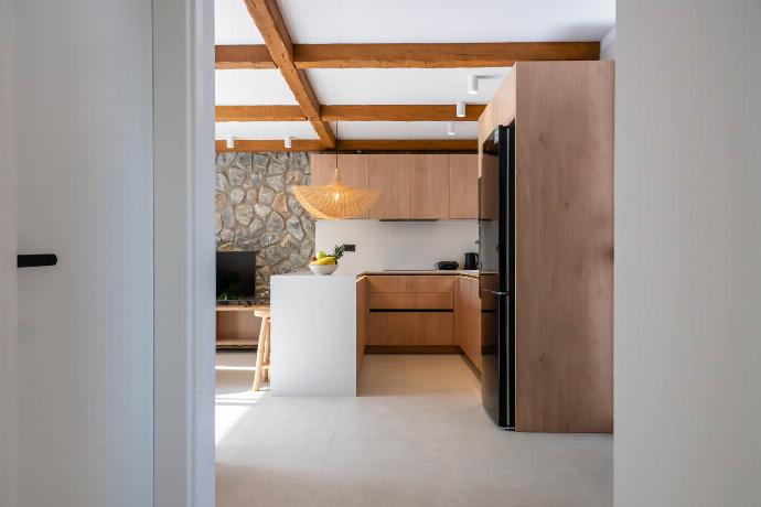  . - Villa Amethysta . (Photo Gallery) }}