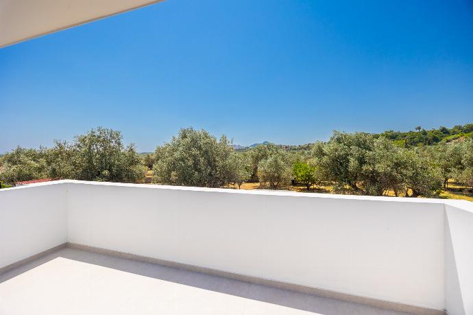 Balcony . - Villa Amethysta . (Photo Gallery) }}