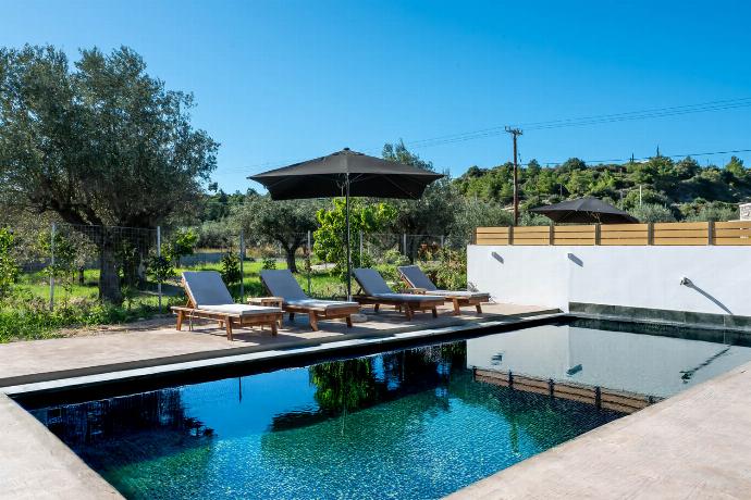  . - Villa Celestia . (Photo Gallery) }}