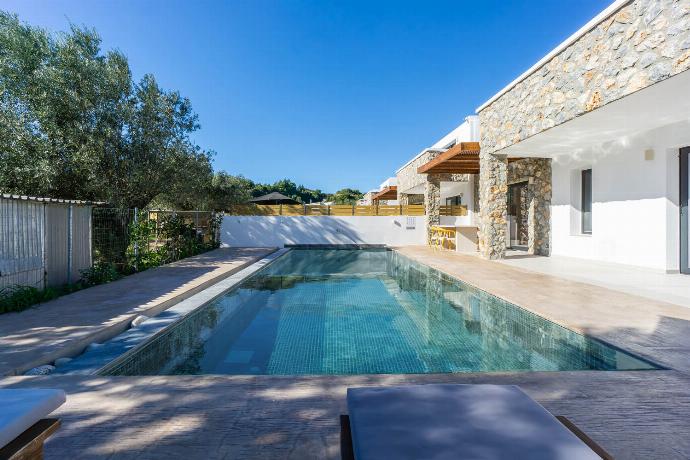  . - Villa Celestia . (Photo Gallery) }}