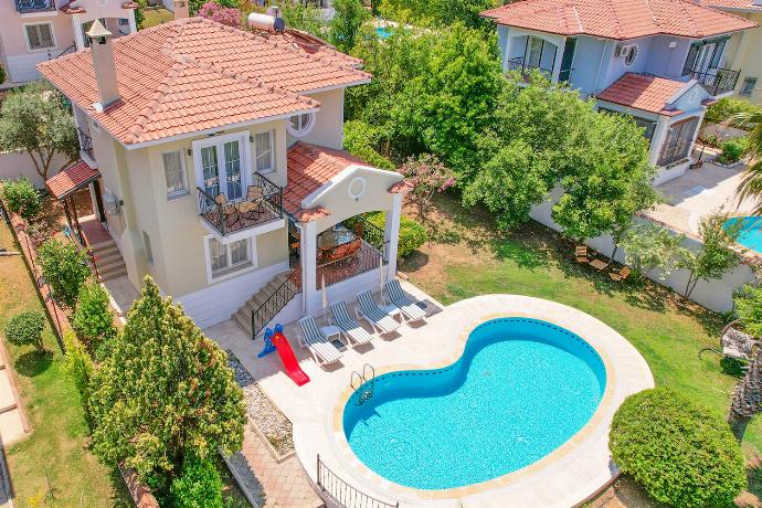  . - Villa Rosetta . (Photo Gallery) }}