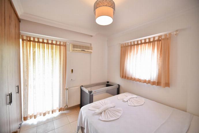  . - Villa Rosetta . (Photo Gallery) }}