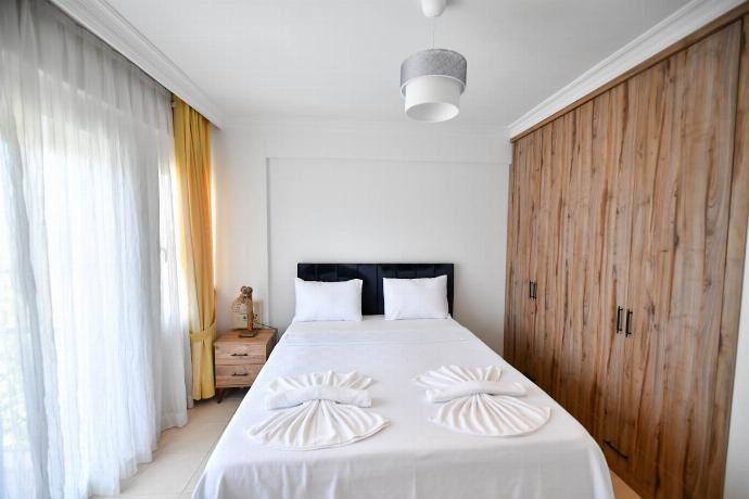  . - Villa Rosetta . (Photo Gallery) }}