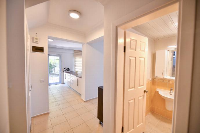  . - Villa Rosetta . (Photo Gallery) }}