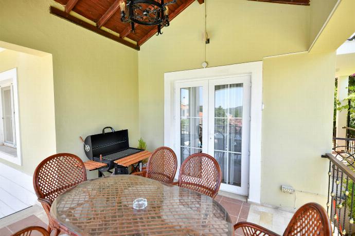  . - Villa Rosetta . (Photo Gallery) }}