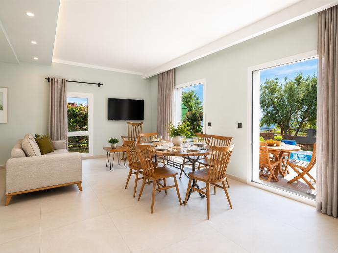 Villa Mira