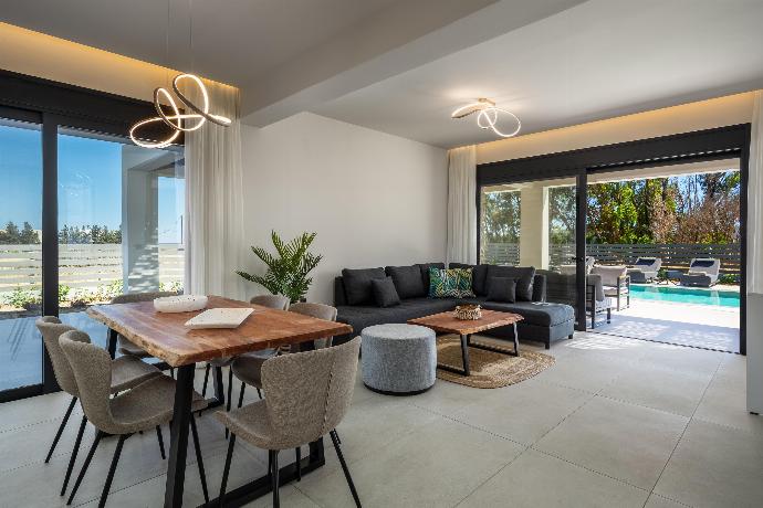  . - Villa Celia . (Photo Gallery) }}