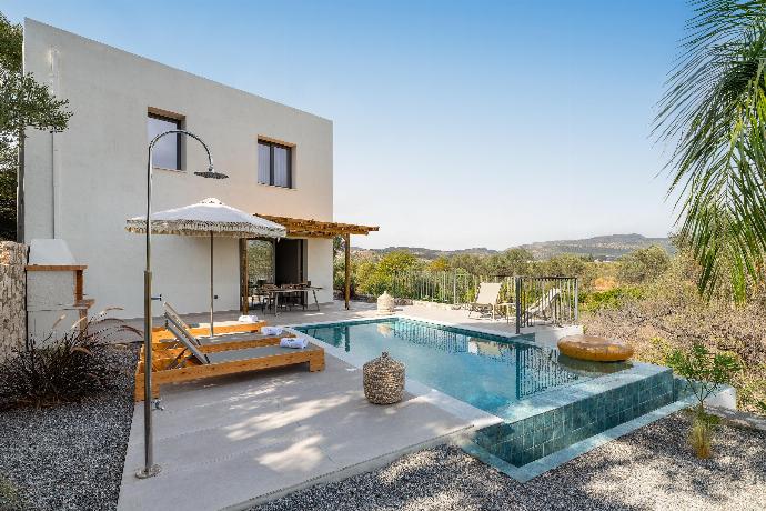 Massari Hills Moon Villa