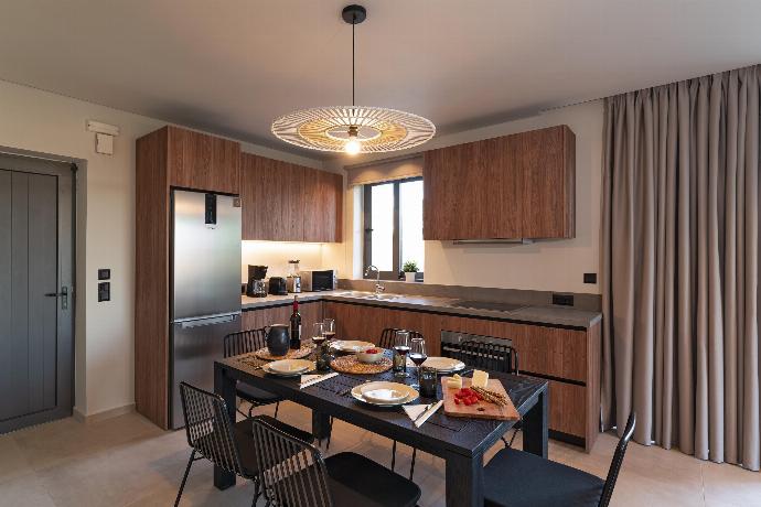  . - Massari Hills Moon Villa . (Photo Gallery) }}