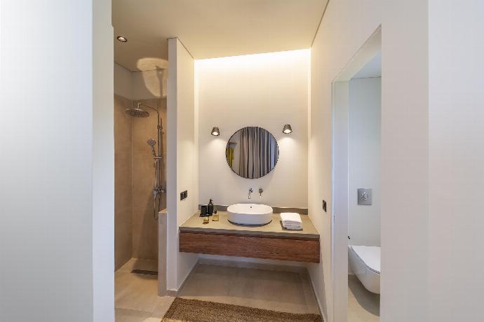  . - Massari Hills Moon Villa . (Photo Gallery) }}