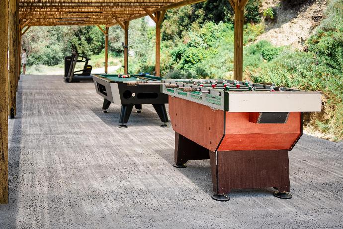  . - Massari Hills Moon Villa . (Photo Gallery) }}