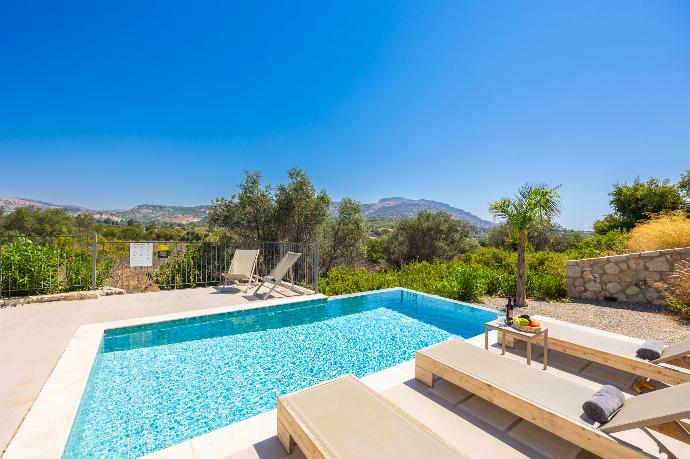 Massari Hills Moon Villa