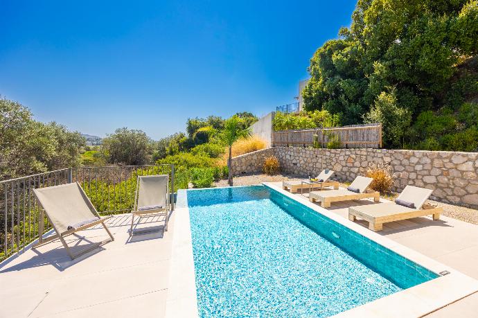 Massari Hills Moon Villa