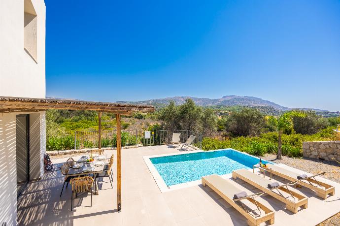 Massari Hills Moon Villa