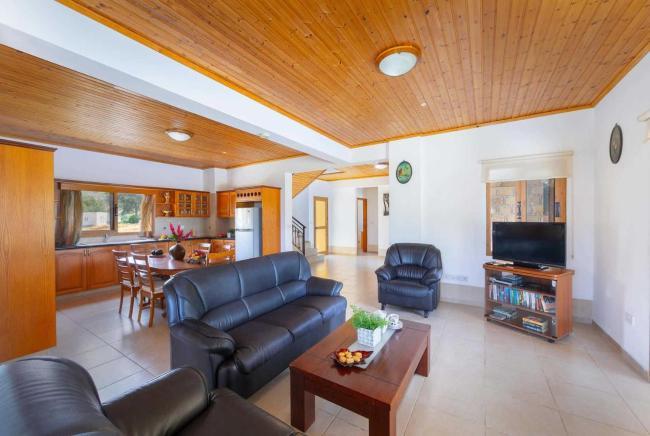  . - Villa Androulla . (Photo Gallery) }}