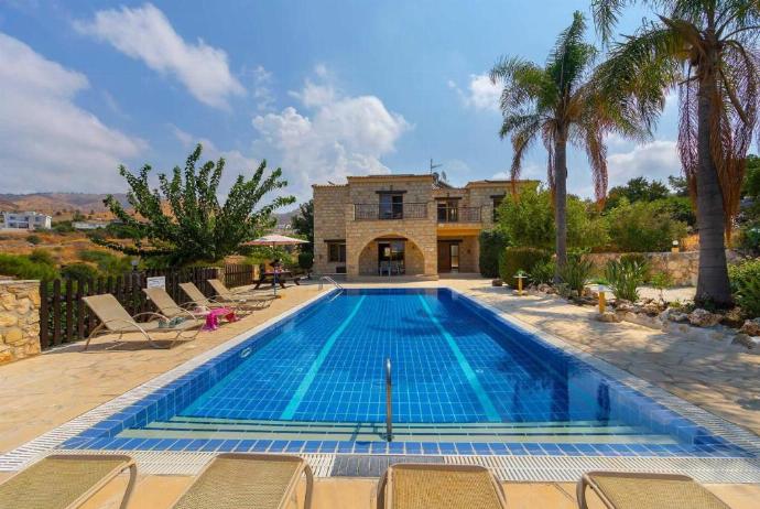  . - Villa Androulla . (Photo Gallery) }}