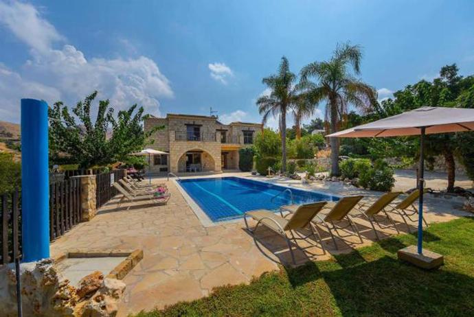  . - Villa Androulla . (Photo Gallery) }}