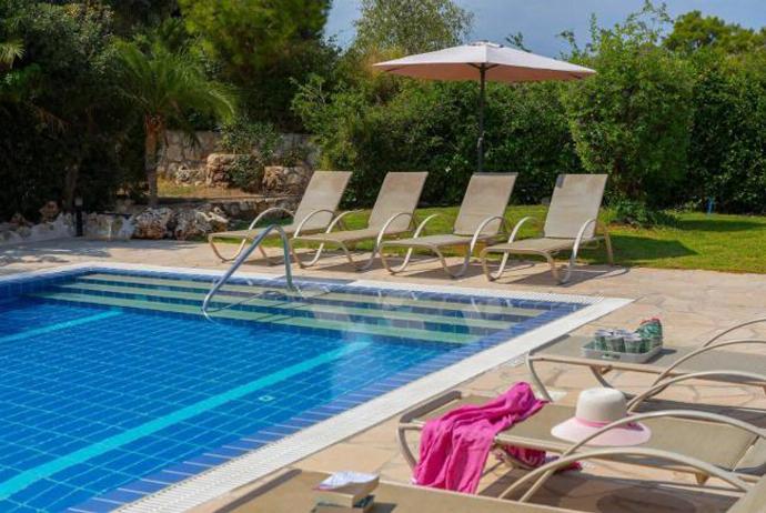  . - Villa Androulla . (Photo Gallery) }}