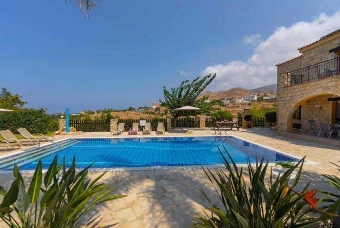  . - Villa Androulla . (Photo Gallery) }}