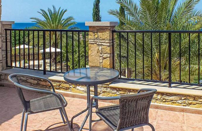  . - Villa Chrisandria . (Photo Gallery) }}