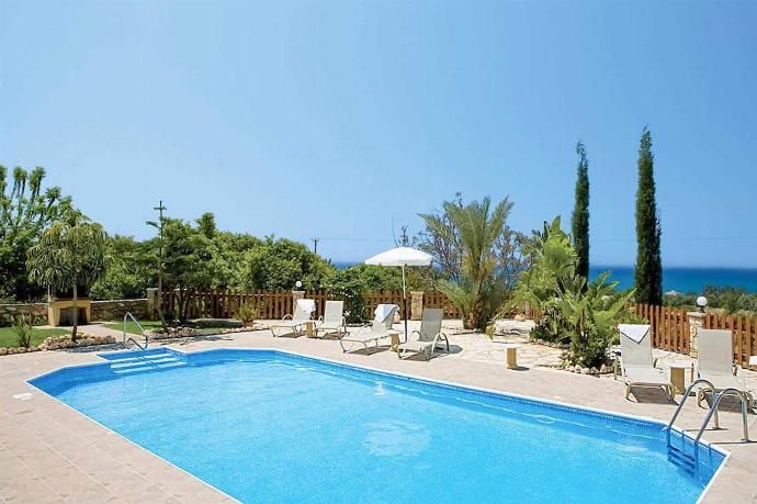  . - Villa Chrisandria . (Photo Gallery) }}