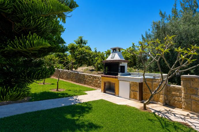 Villa Chrisandria