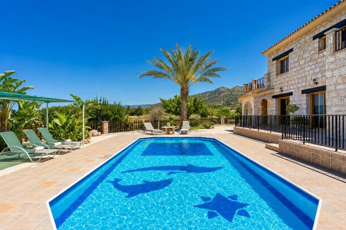 Villa Chrisandria