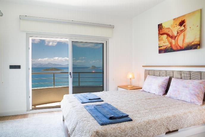  . - Villa Azure Heaven . (Photo Gallery) }}