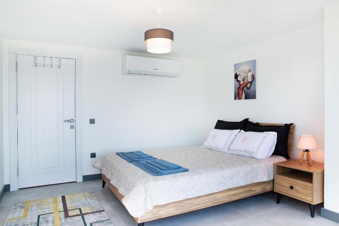  . - Villa Azure Heaven . (Photo Gallery) }}