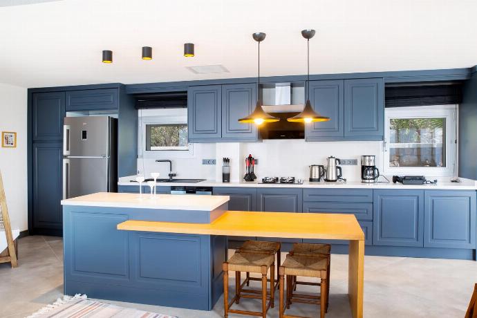  . - Villa Azure Heaven . (Photo Gallery) }}