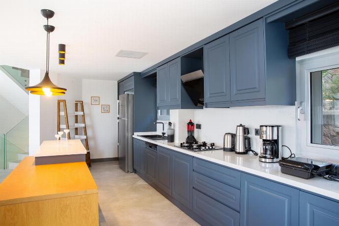  . - Villa Azure Heaven . (Photo Gallery) }}