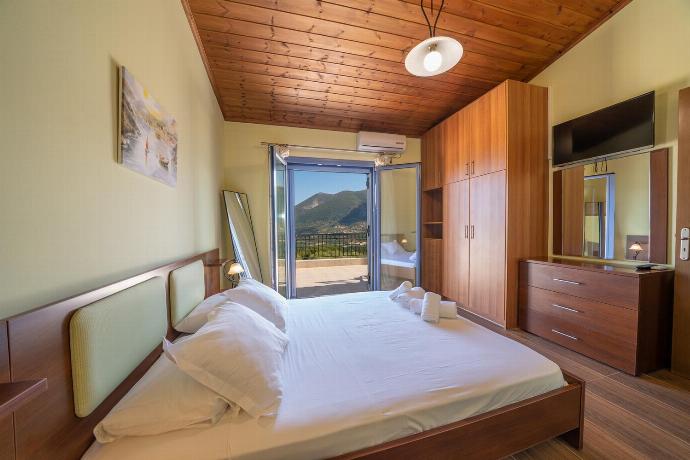  . - Sunrise Villa . (Photo Gallery) }}