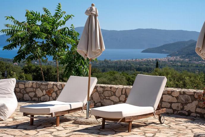  . - Sunrise Villa . (Photo Gallery) }}