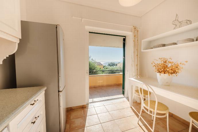 Golden Tiara Apartment