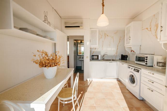 Golden Tiara Apartment