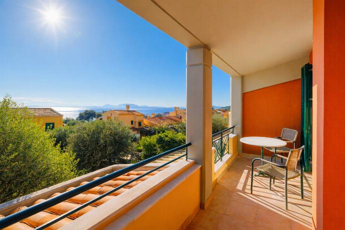 Golden Tiara Apartment