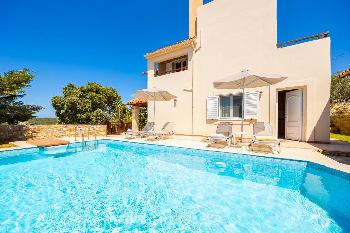 Beautiful villa with private pool, terrace, and garden . - Villa Korini . (Photo Gallery) }}