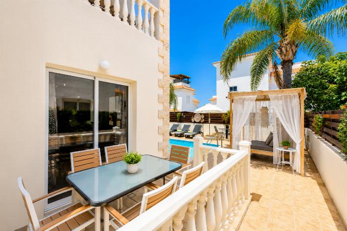  . - Argiro Bright Villa . (Fotogalerie) }}