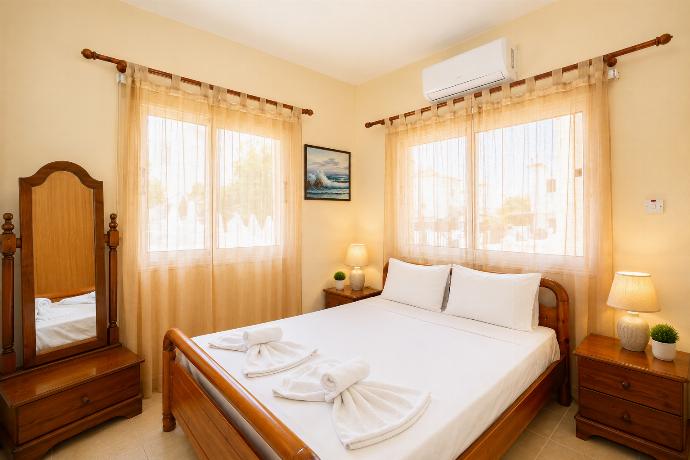  . - Argiro Bright Villa . (Fotogalerie) }}