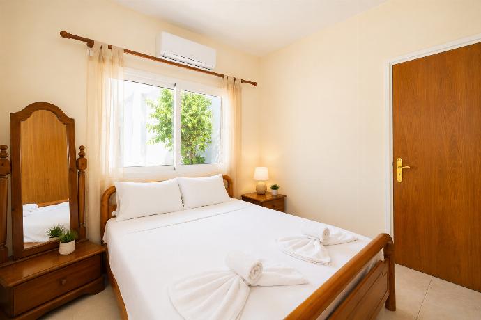  . - Argiro Bright Villa . (Fotogalerie) }}
