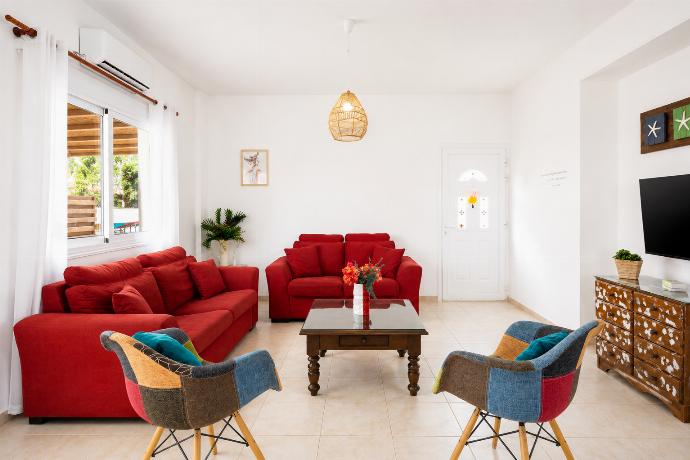  . - Argiro Bright Villa . (Fotogalerie) }}