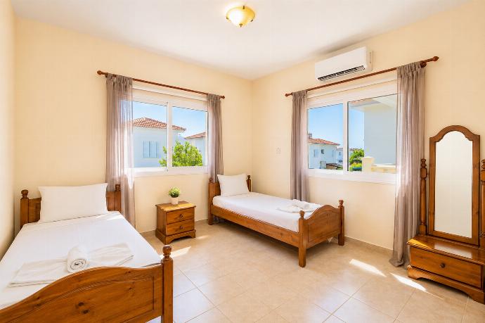  . - Argiro Bright Villa . (Fotogalerie) }}