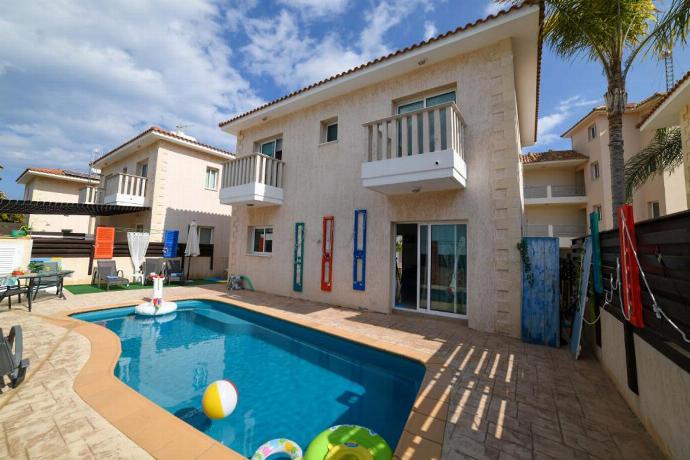  . - Villa Chromata . (Photo Gallery) }}