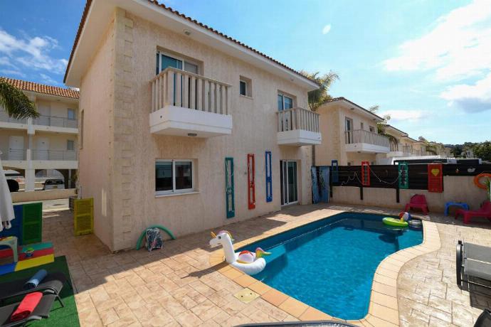  . - Villa Chromata . (Photo Gallery) }}